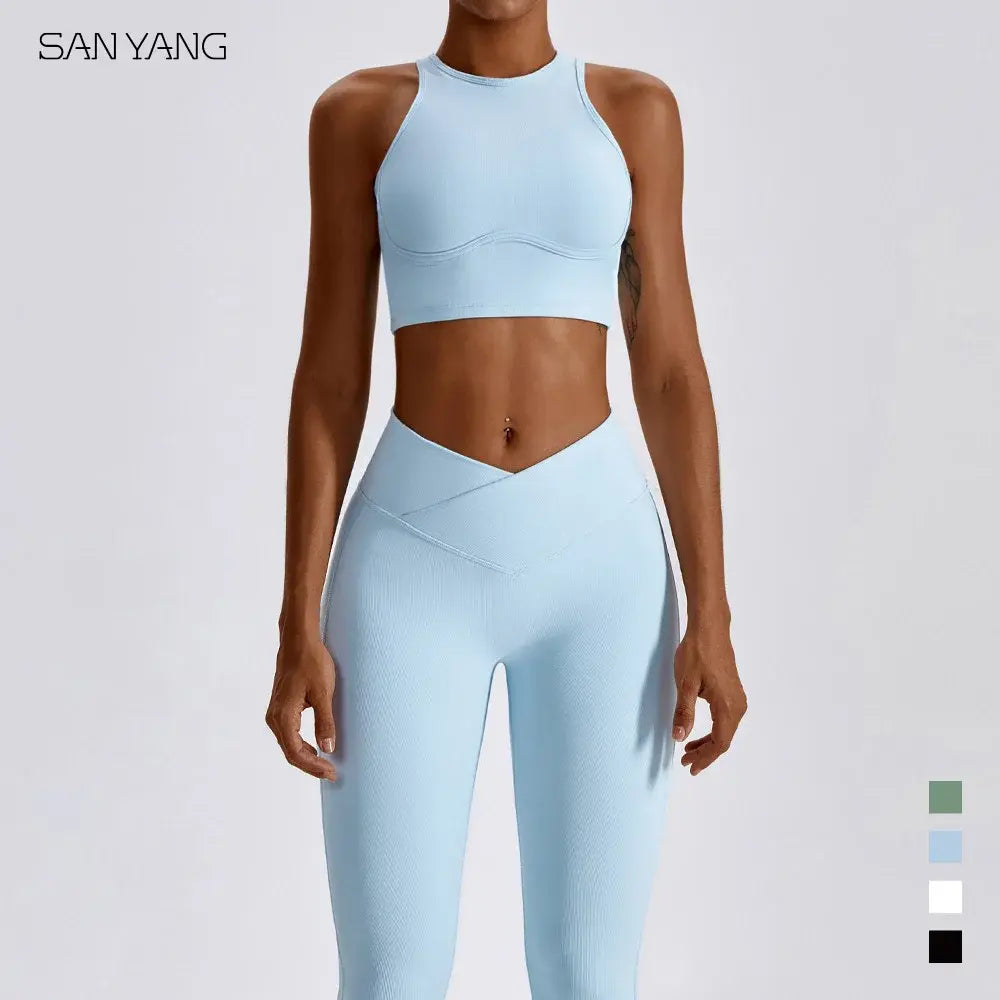 Women's Athletic Workout Set – Stylish Gym Clothes for Training & Fitness