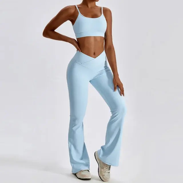 Women's Athletic Workout Set – Stylish Gym Clothes for Training & Fitness