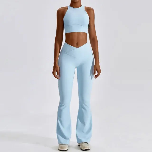 Women's Athletic Workout Set – Stylish Gym Clothes for Training & Fitness