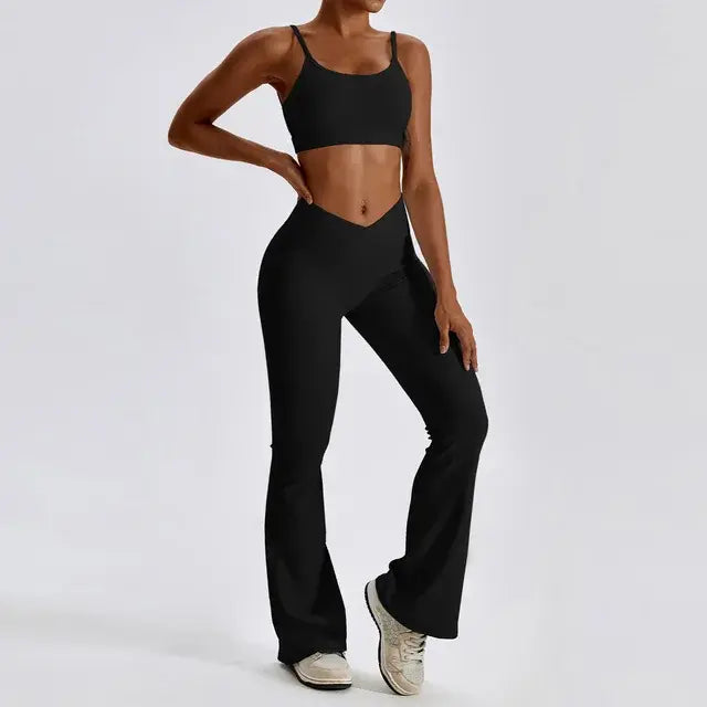 Women's Athletic Workout Set – Stylish Gym Clothes for Training & Fitness